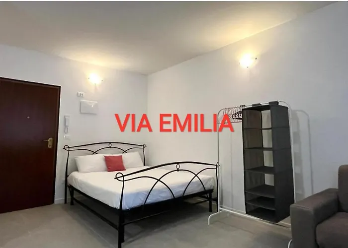 Emiliaponente284 Apartment